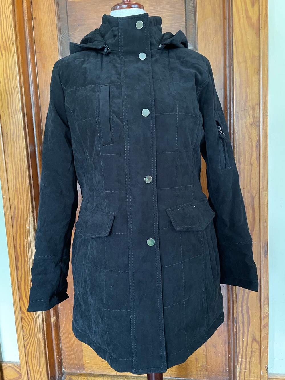 Women's Black Hooded Coat - Classic Winter Parka